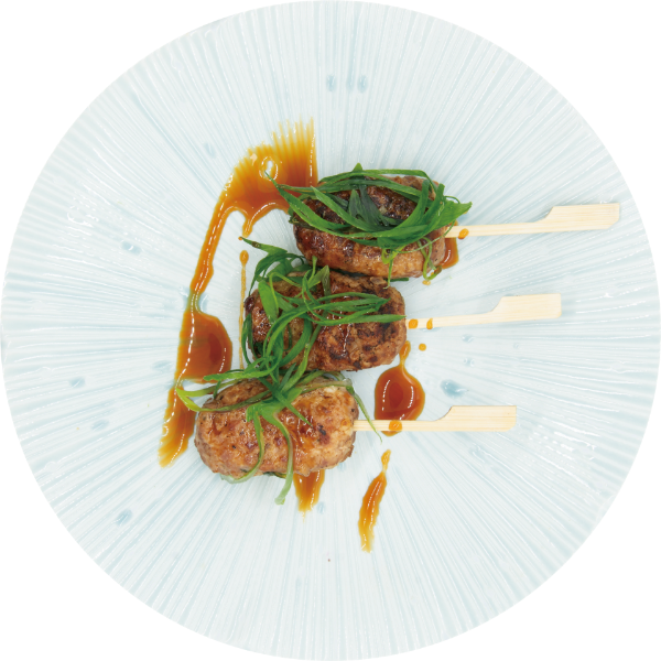 <p>Grilled Pork Tsukune Skewers Glazed with Savory Yakitori Sauce<br />
 </p>
